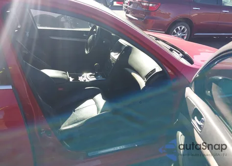 2010 Infiniti G37X из США, поврежденный, VIN JN1CV6ARXAM458270